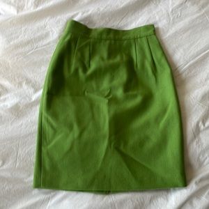 Vintage green wool mini skirt / pencil, a-line